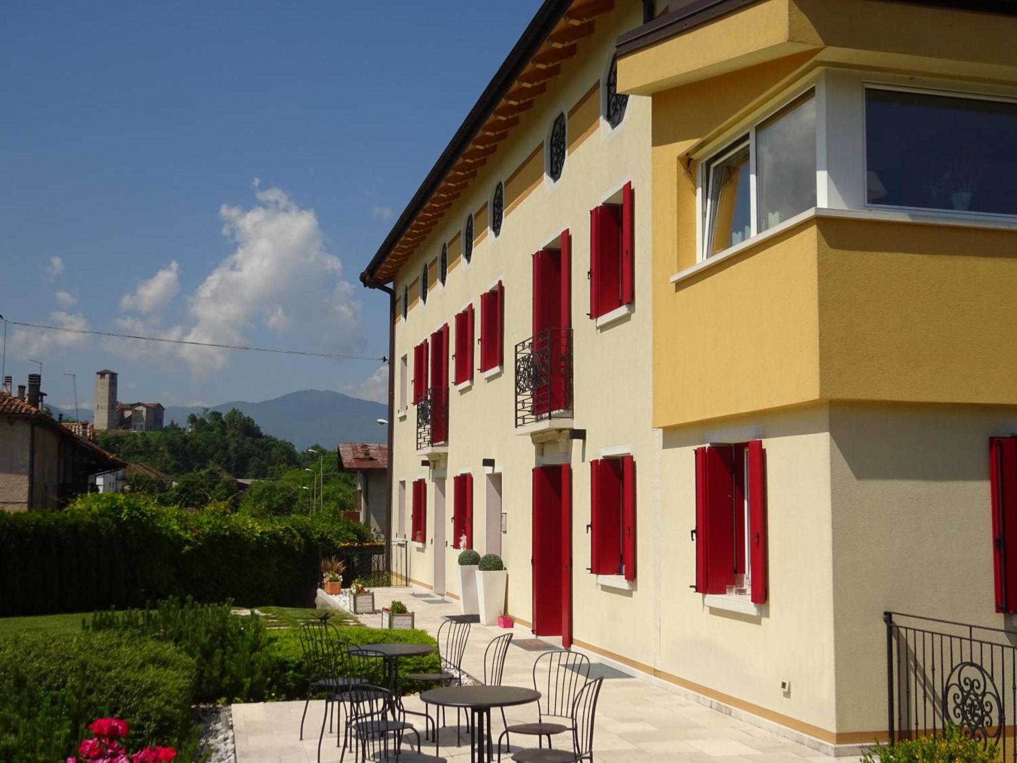Casa Novecento Bed and Breakfast Feltre Eksteriør billede