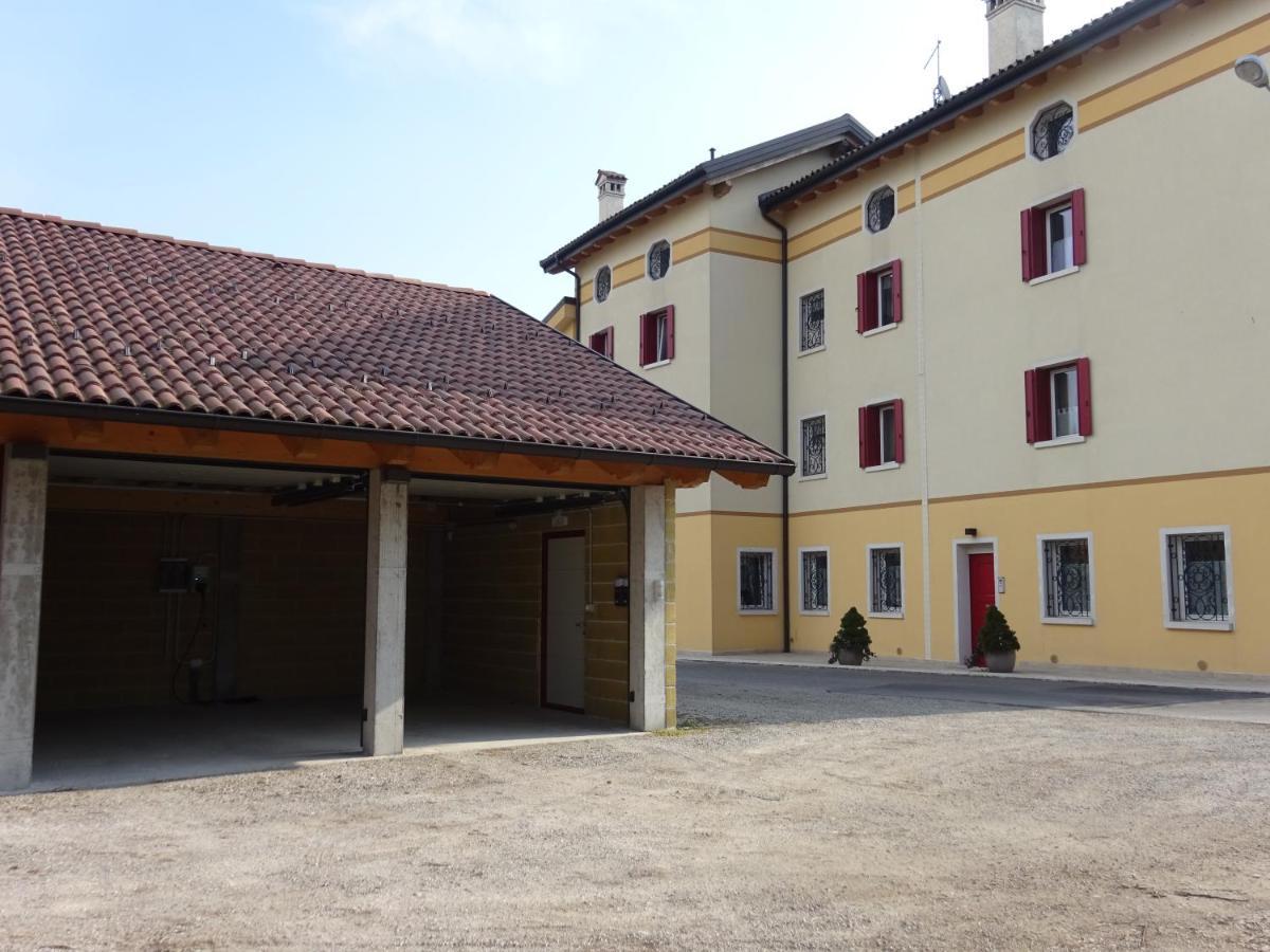 Casa Novecento Bed and Breakfast Feltre Eksteriør billede